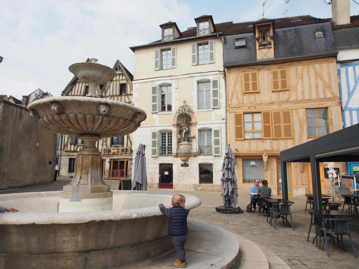 Le Mont Brenn Apartment Auxerre Exterior foto