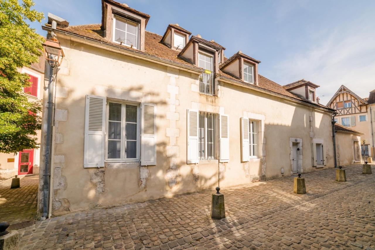 Le Mont Brenn Apartment Auxerre Exterior foto